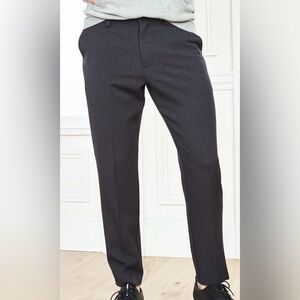 Quince Ultra Stretch 24/7 Smart Chinos - Athletic Tapered - Dark Charcoal- 32x30